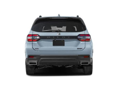 Used 2025 Honda Pilot Sport image 6