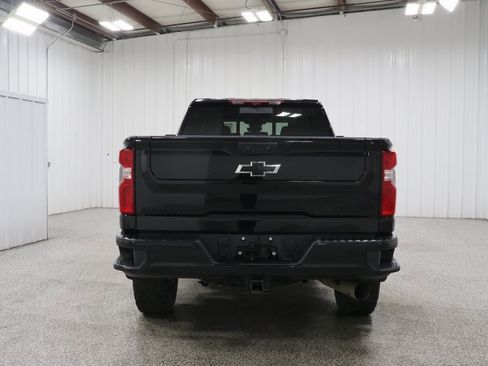 Used 2024 Chevrolet Silverado 2500 High Country w/ High Country Premium Package image 5