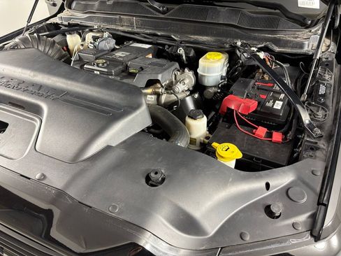 Used 2019 RAM 2500 Laramie image 46