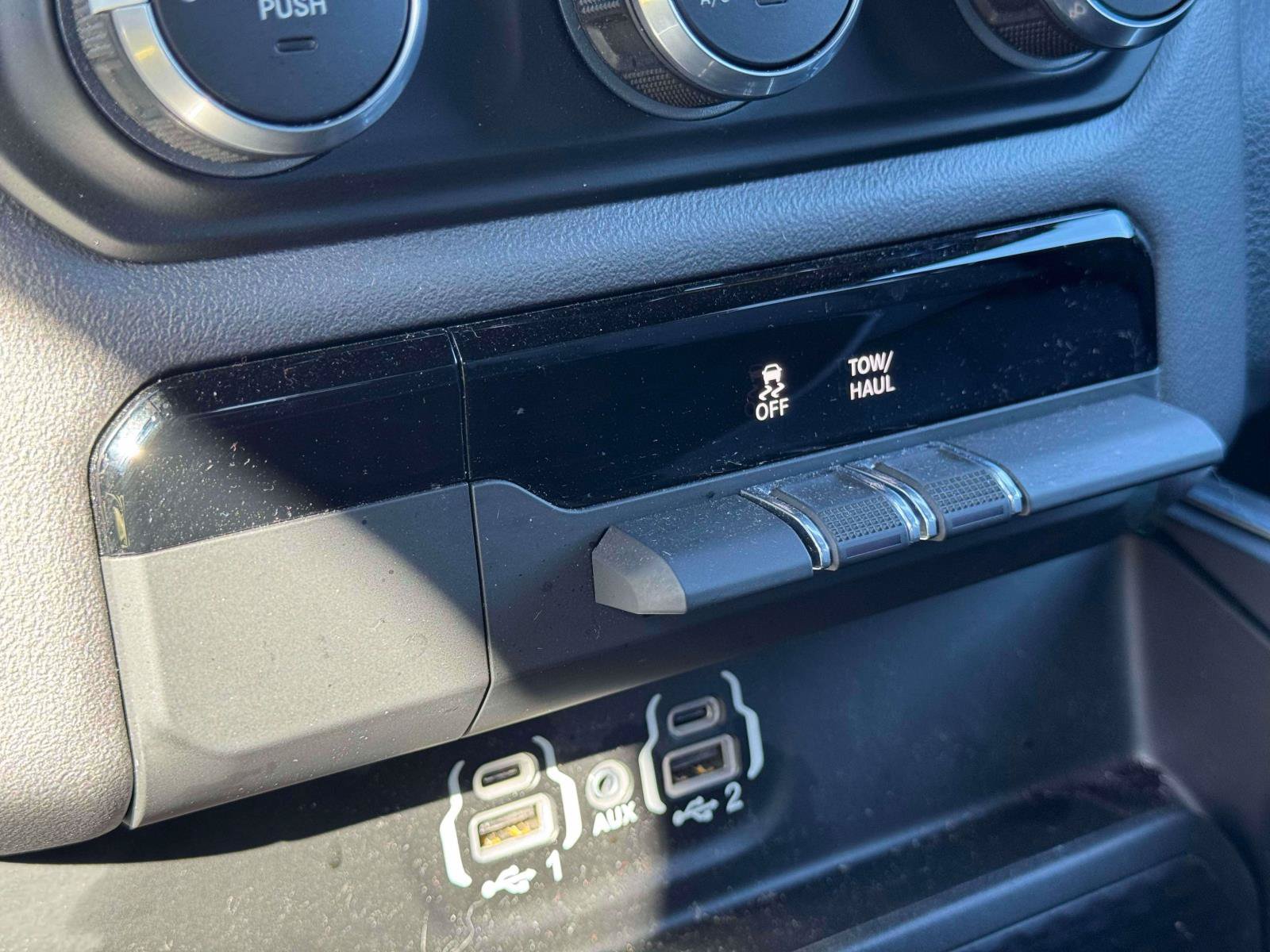 Used 2023 RAM 1500 Big Horn AWD/4WD image 27