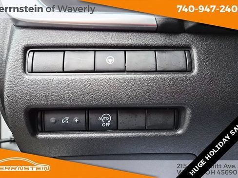 Used 2023 Nissan Rogue SV image 18