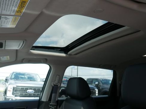 Used 2026 Honda CR-V EX-L image 3