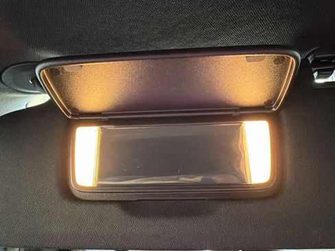 Certified 2025 Chevrolet Equinox LT FWD image 49