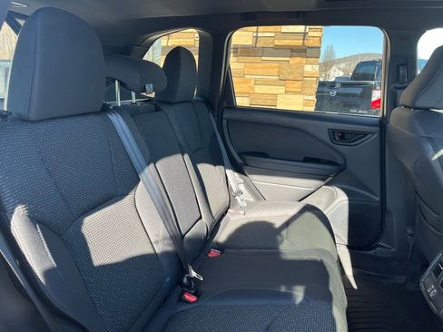 Used 2025 Subaru Forester Premium w/ Protection Package (1PH) AWD/4WD image 30