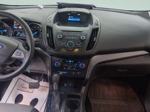 Used 2017 Ford Escape SE image 21