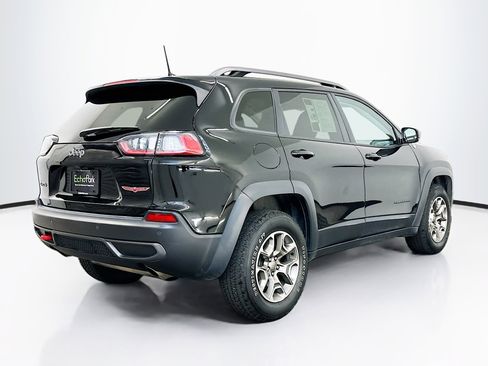 Used 2021 Jeep Cherokee Trailhawk image 9