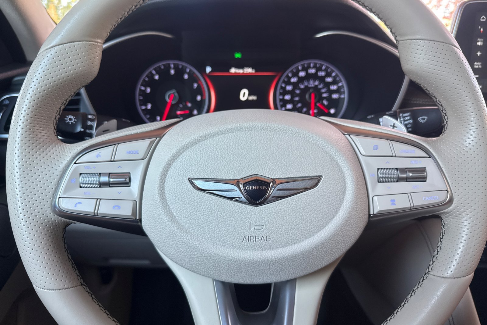Used 2019 Genesis G70 3.3T Design RWD image 31
