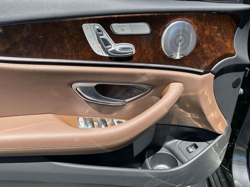 Certified 2022 Mercedes-Benz E 350 4MATIC Sedan image 14