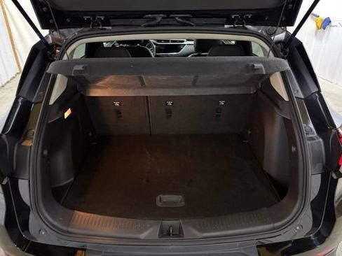 Used 2023 Buick Encore GX Preferred w/ Cold Weather Comfort Package FWD image 11