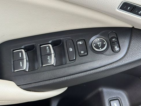 Used 2022 Honda Accord EX-L image 14