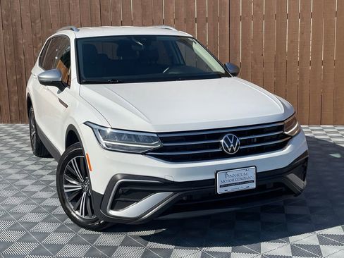 Used 2024 Volkswagen Tiguan Wolfsburg Edition image 2