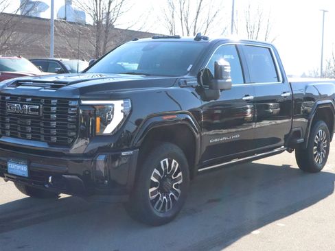 Certified 2024 GMC Sierra 2500 Denali Ultimate image 3