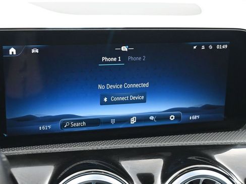 Used 2025 Mercedes-Benz CLA 250 4MATIC image 24