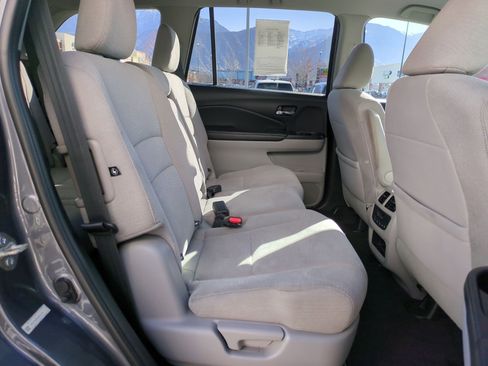 Used 2016 Honda Pilot EX image 31