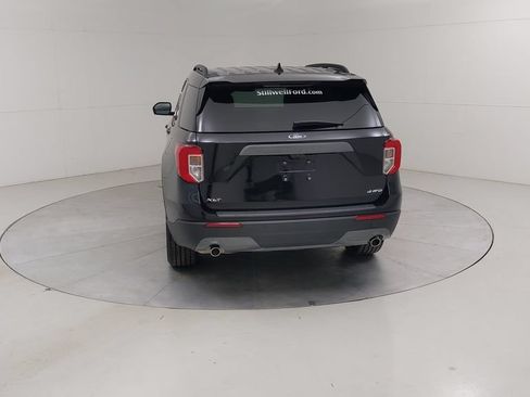 Certified 2024 Ford Explorer XLT w/ Equipment Group 202A AWD/4WD image 16