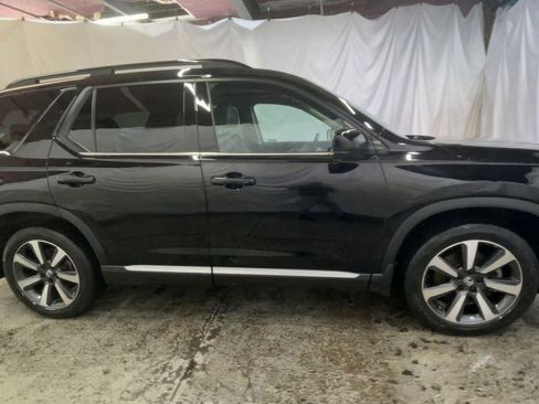 Certified 2023 Honda Pilot Elite image 9