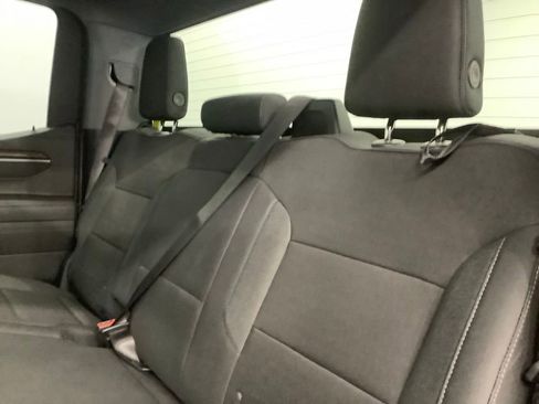 Used 2025 Chevrolet Silverado 1500 LT image 7