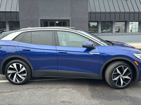 Used 2021 Volkswagen ID.4 Pro S w/ Gradient Package AWD/4WD image 2