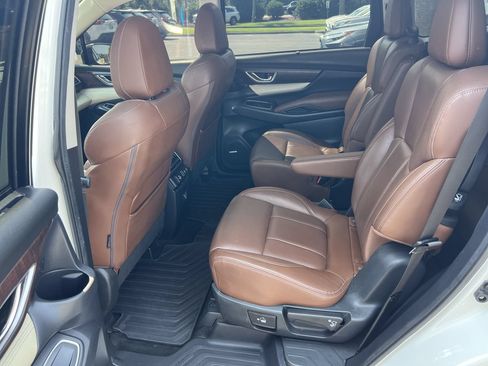Used 2019 Subaru Ascent Touring w/ Popular Package #3 AWD/4WD image 32