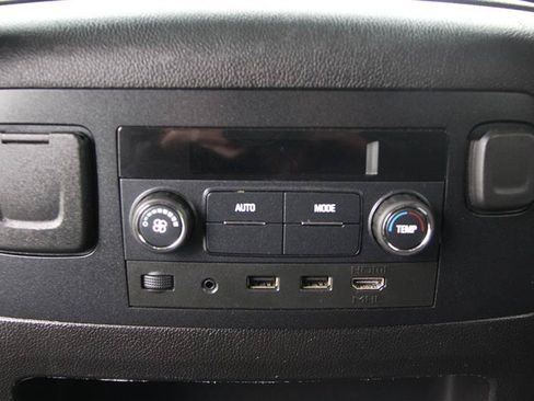 Used 2018 Chevrolet Tahoe LT AWD/4WD image 45