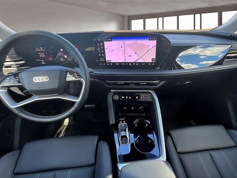 Used 2025 Audi Q5 Premium Plus image 15
