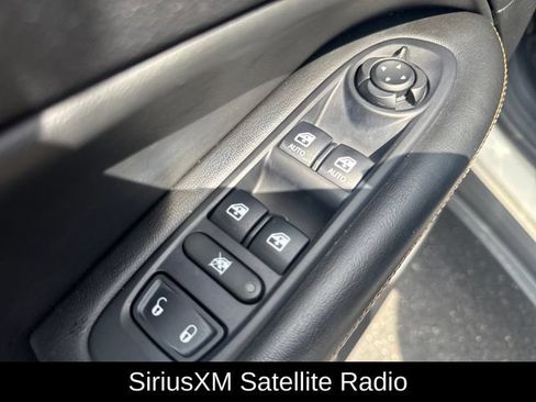 Used 2019 Jeep Compass Sport AWD/4WD image 13