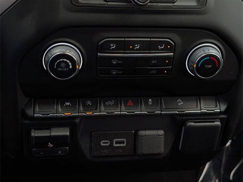 Used 2024 Chevrolet Silverado 1500 Custom Trail Boss image 17