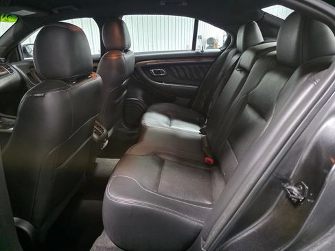Used 2018 Ford Taurus Limited FWD image 10