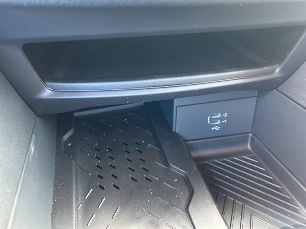New 2026 Chrysler Pacifica Limited w/ S Appearance Package FWD image 43