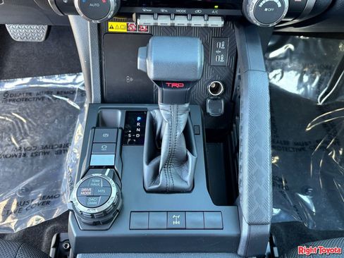 Certified 2026 Toyota 4Runner TRD Off-Road AWD/4WD image 30