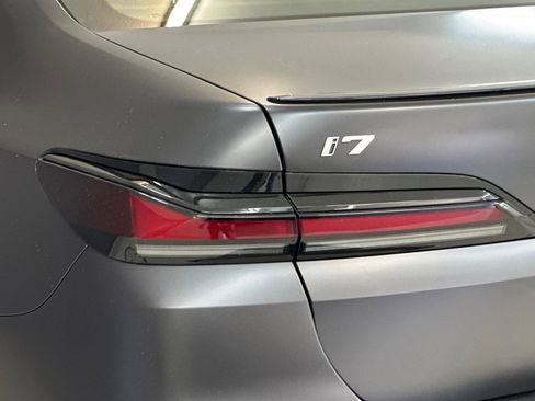 New 2026 BMW i7 eDrive50 w/ M Sport Package image 12