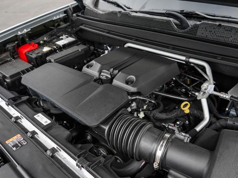 New 2025 Chevrolet Colorado Z71 w/ Technology Package image 7