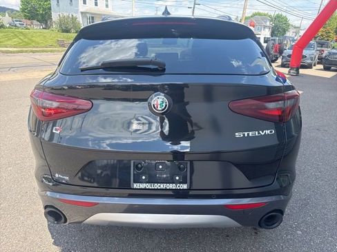 Used 2022 Alfa Romeo Stelvio Ti AWD/4WD image 7