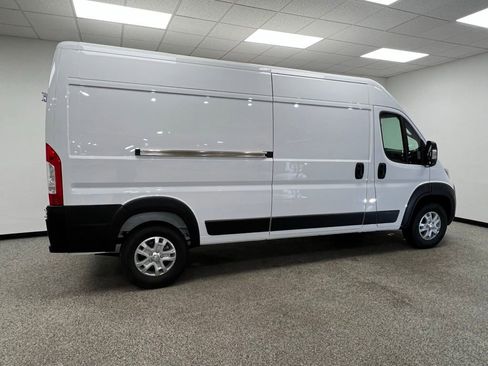 New 2026 RAM ProMaster 3500 w/ Quick Order Package 22G SLT image 21