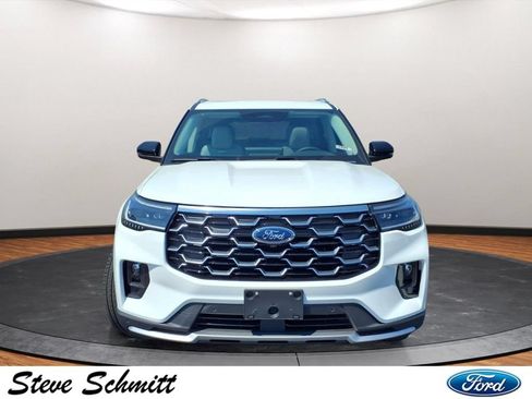 New 2026 Ford Explorer Platinum w/ LUX Leather Package AWD/4WD image 32