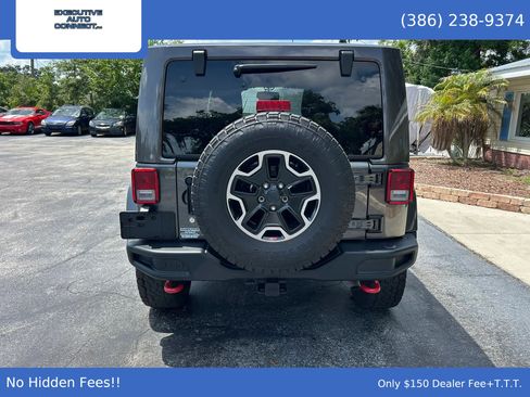Used 2017 Jeep Wrangler Rubicon AWD/4WD image 5