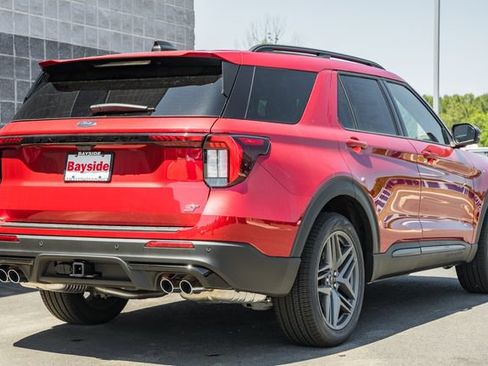 New 2026 Ford Explorer ST w/ Sun And Sound Package AWD/4WD image 6