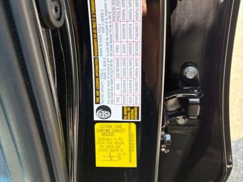 Used 2024 Toyota Venza Limited AWD/4WD image 27