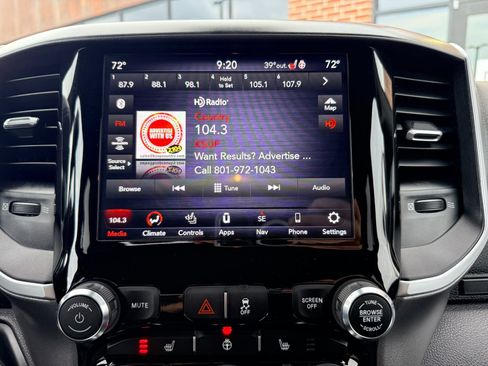 Used 2021 RAM 2500 Big Horn w/ Level 1 Equipment Group image 17