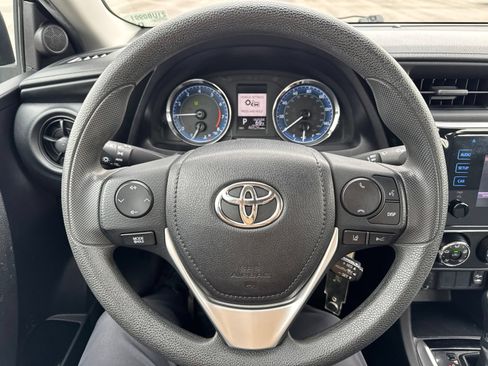 Used 2019 Toyota Corolla L w/ Body Protection Package FWD image 15