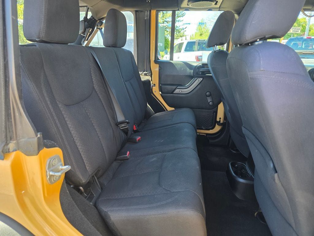Used 2013 Jeep Wrangler Unlimited Sport w/ Connectivity Group AWD/4WD image 19
