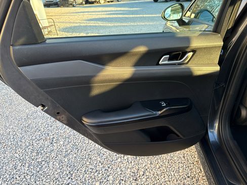 Used 2021 Kia K5 LXS image 17