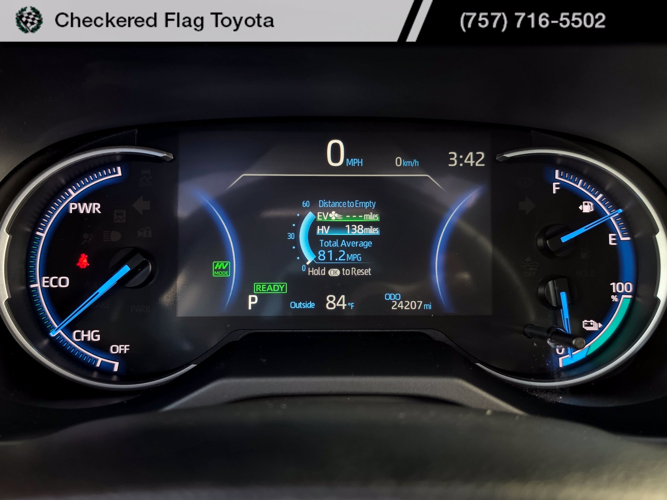 Used 2024 Toyota RAV4 SE w/ Weather & Moonroof Package AWD/4WD image 20