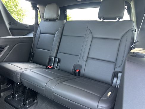 Used 2021 Chevrolet Tahoe Z71 AWD/4WD image 27