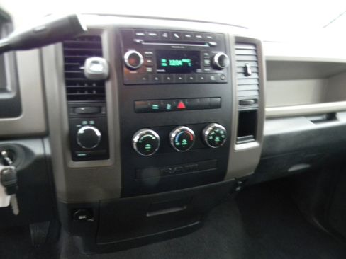 Used 2011 RAM 1500 ST w/ ST Popular Equipment Group AWD/4WD image 7