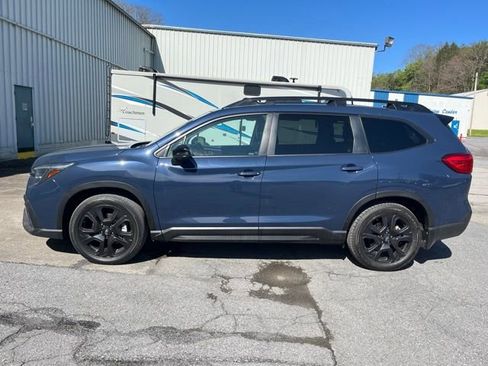 Used 2023 Subaru Ascent Onyx Edition Limited AWD/4WD image 9