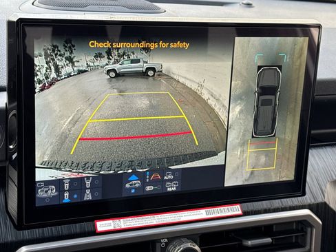 New 2026 Toyota 4Runner 4WD image 18