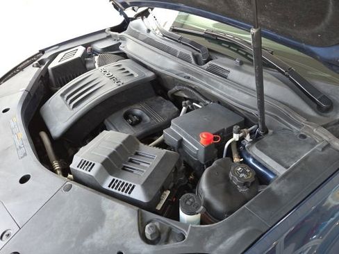 Used 2017 Chevrolet Equinox LT w/ Convenience Package image 68