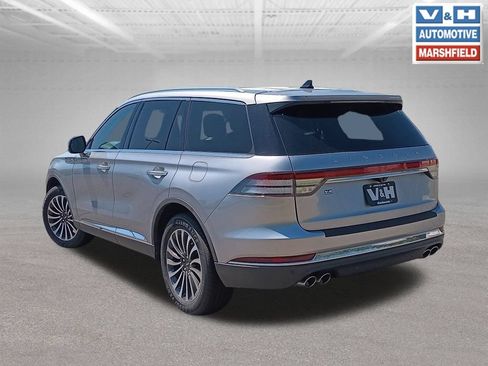 Used 2023 Lincoln Aviator Reserve AWD/4WD image 25