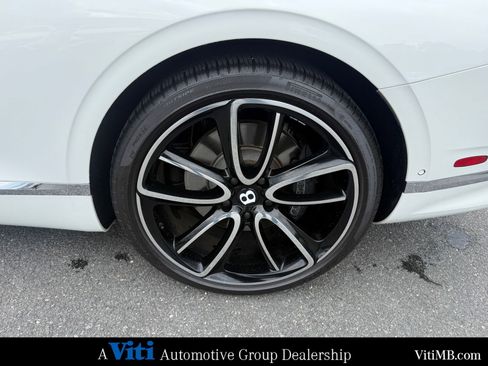 Used 2022 Bentley Continental GT AWD/4WD image 13
